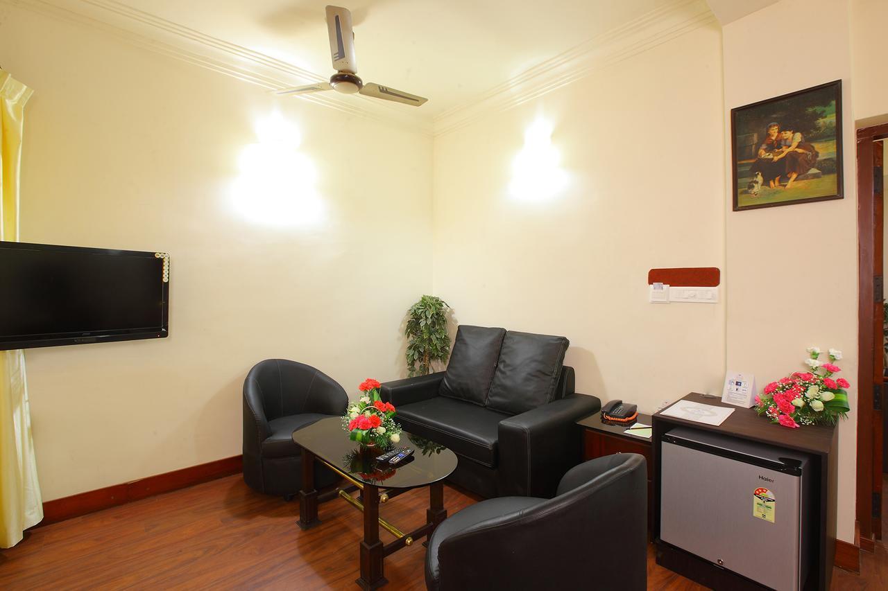 Trichur Towers Thrissur Kültér fotó