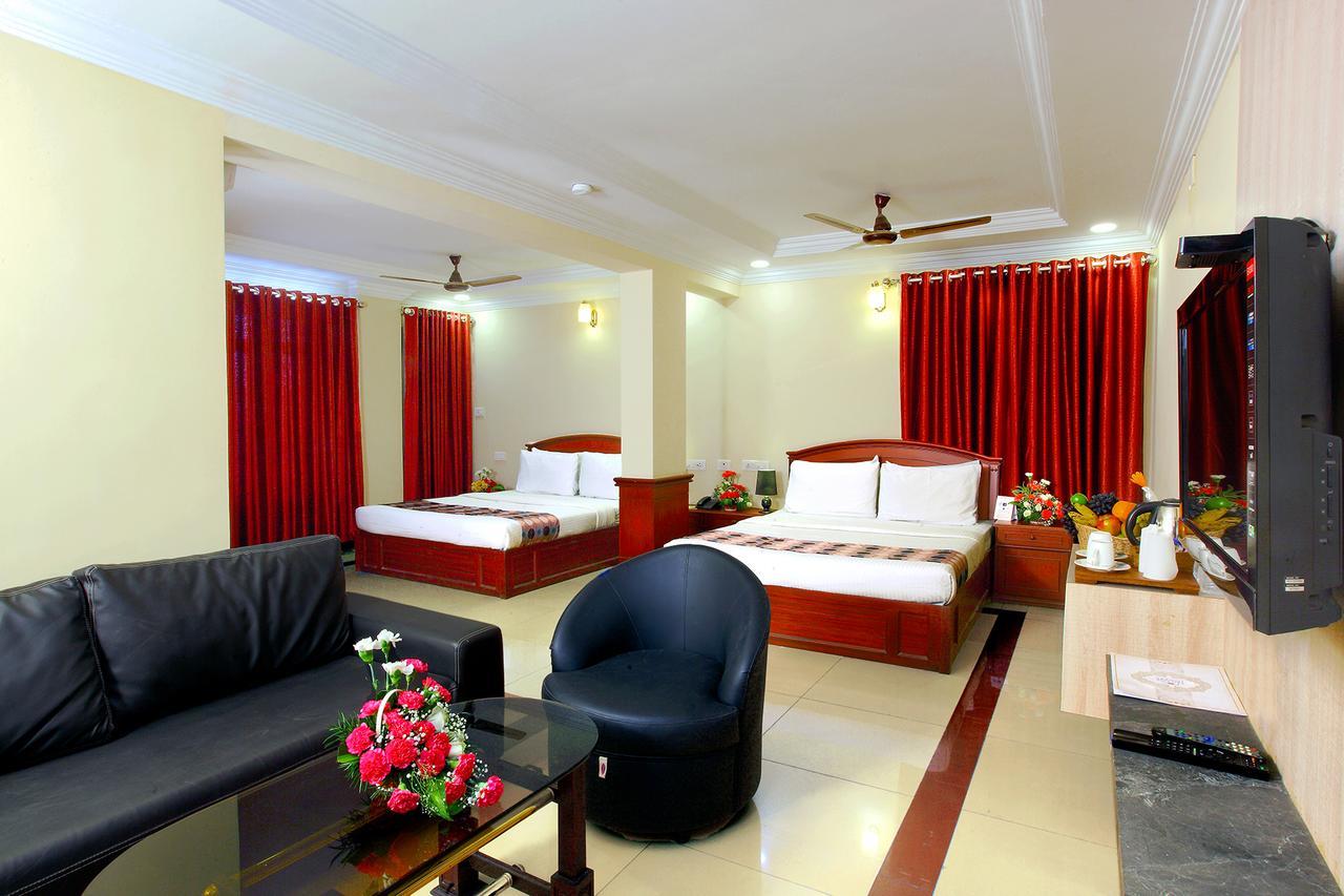 Trichur Towers Thrissur Kültér fotó