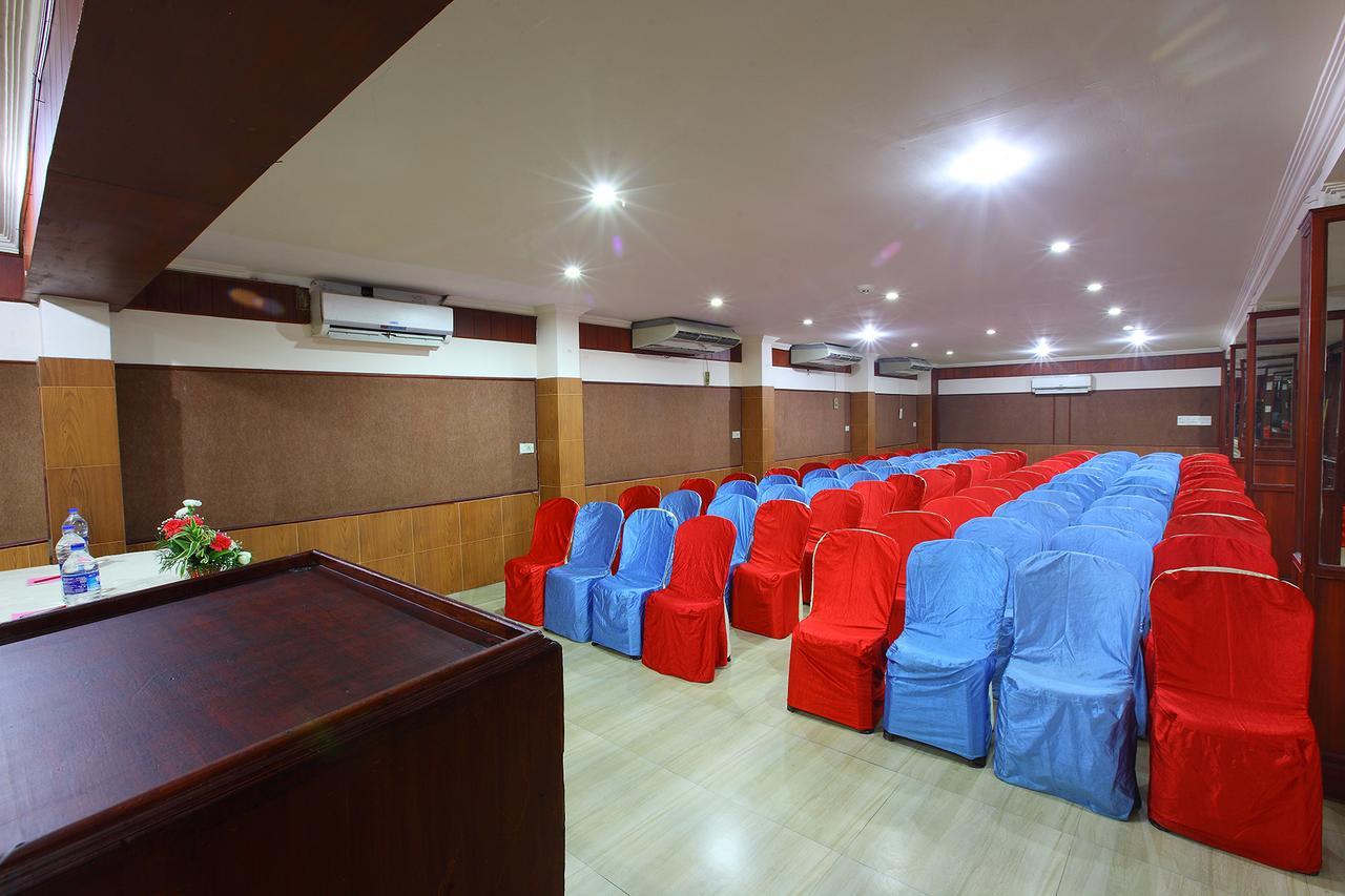 Trichur Towers Thrissur Kültér fotó